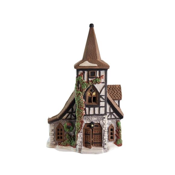 Dept 56 Old Michael's Church HERITAGE VILLAGE COLLECTION Dickens Village #5562-0 - Picture 3 of 16